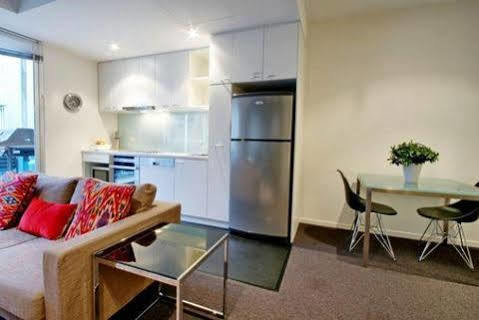 Boutique Stays - Zinc Views 501 Мельбурн Экстерьер фото
